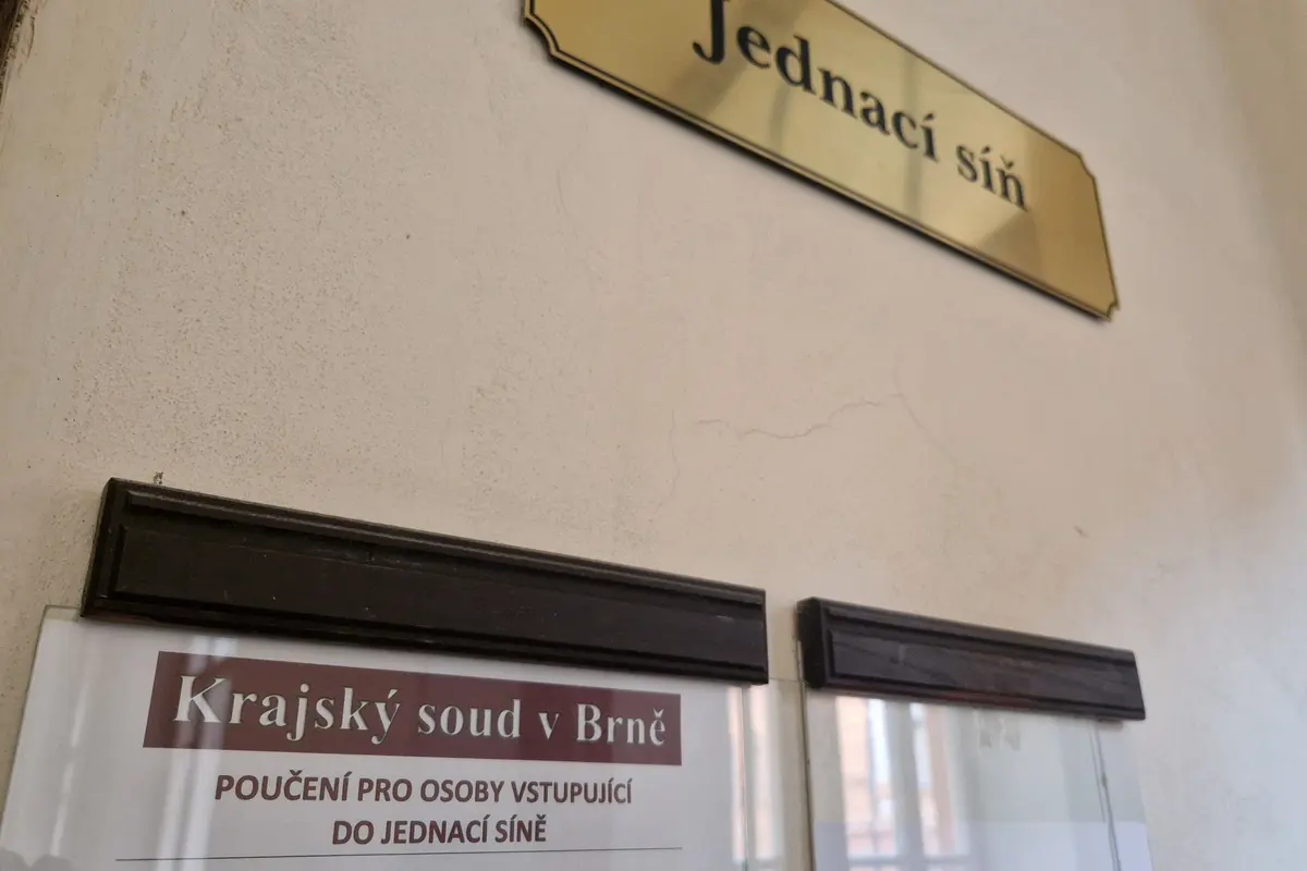Exministr Blažek může slavit. Obec mu ze stavební parcely udělala pole, soud to zrušil