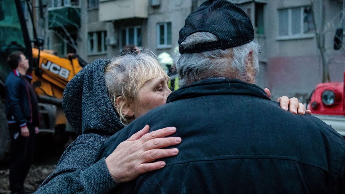 Ukrajince štěpí mírový plán. Část chce konec bojů, zárukám nevěří nikdo, popsala ukrajinská programátorka