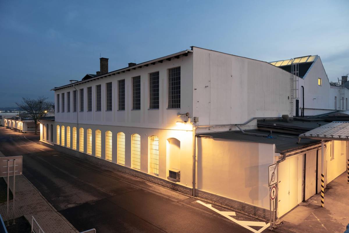 Rozšíření muzea proběhlo v původní kovárně v srdci závodu v Mladé Boleslavi.