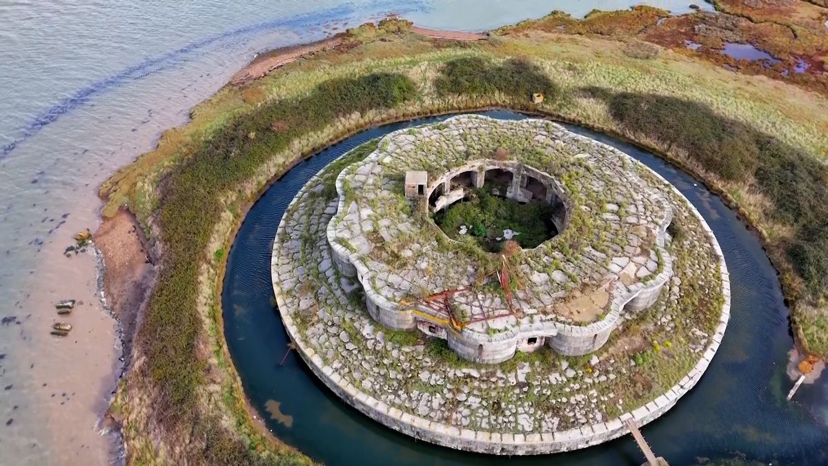 Soukromý ostrov s pevností z 19. století je na prodej. Okouzlí hlavně fanoušky vojenské historie