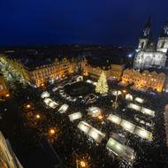 Pohled na náměstí ze Staroměstské věže