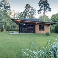 Části domu jsou chráněny srubovou konstrukcí. 