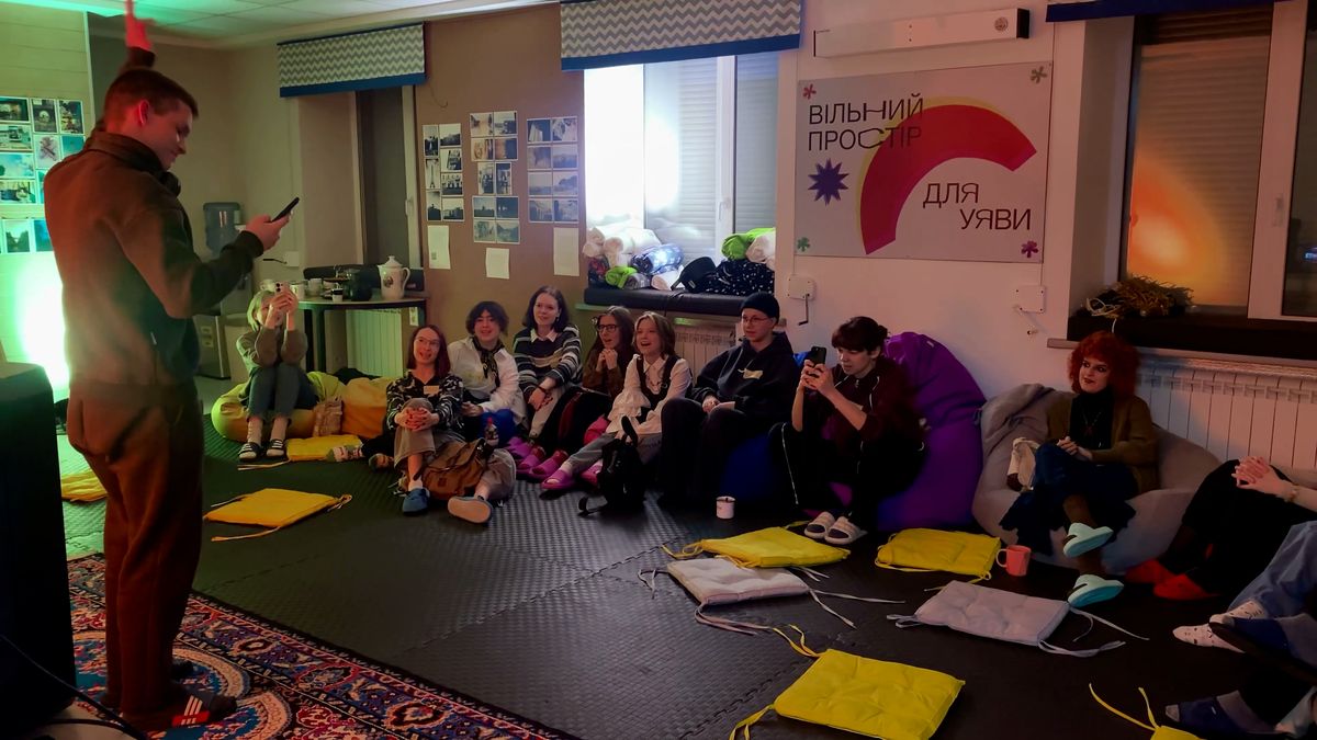 Charkov: Dospívání ve stínu smrti, výbuchů raket a dronů