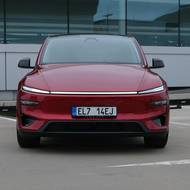 Performance má speciální nárazník.