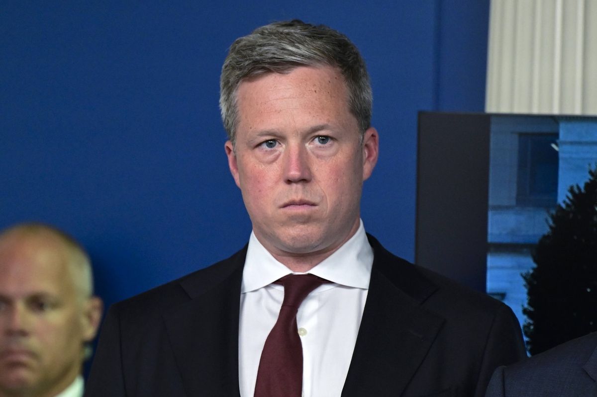 Američané v tichosti rozjeli nové rozhovory s Rusy. Jedná se v Emirátech