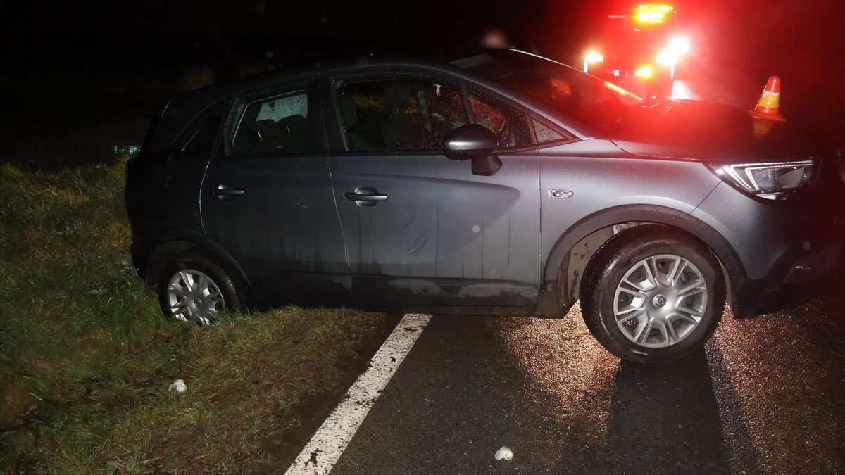 Vyhýbal jsem se zvěři, tvrdil opilý řidič, který skončil u Olomouce v příkopu