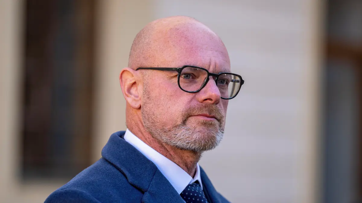 Ptali se na sebevražedné myšlenky. Plaga si kvůli testování žáků předvolal ústředního školního inspektora