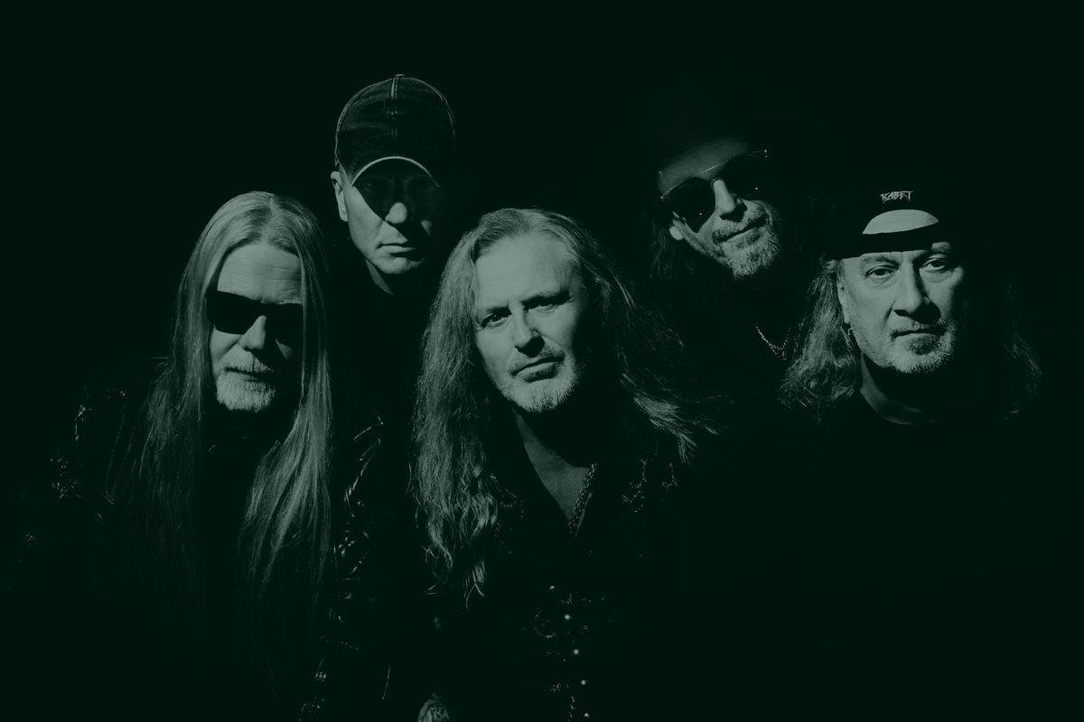 Kabát hlásí turné. Dojde i na dortíky a čokoládové tyčinky