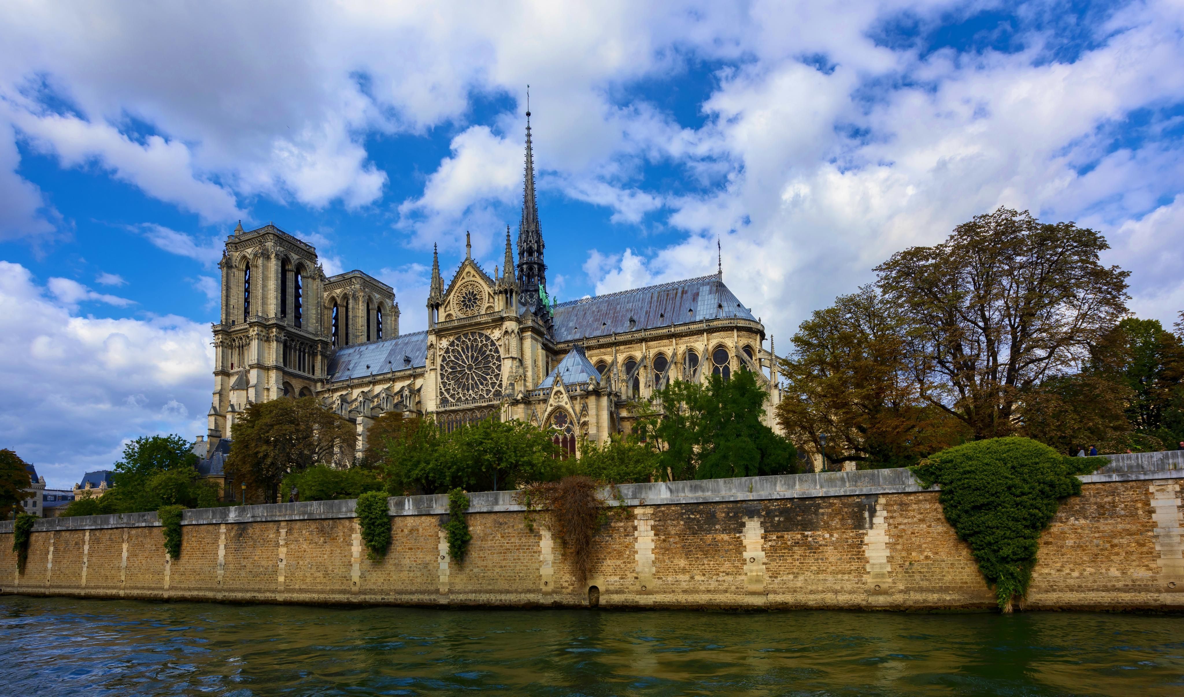 Katedrála Notre-Dame v Paříži