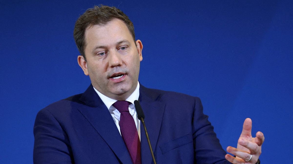 Německý ministr financí vyzval EU, aby rychle zastavila dovoz oceli z Ruska