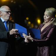 Milan Kňažko a Zdena Studenková. Herec zmínil povinnost občanů zasahovat do veřejnoprávního života, společnosti.