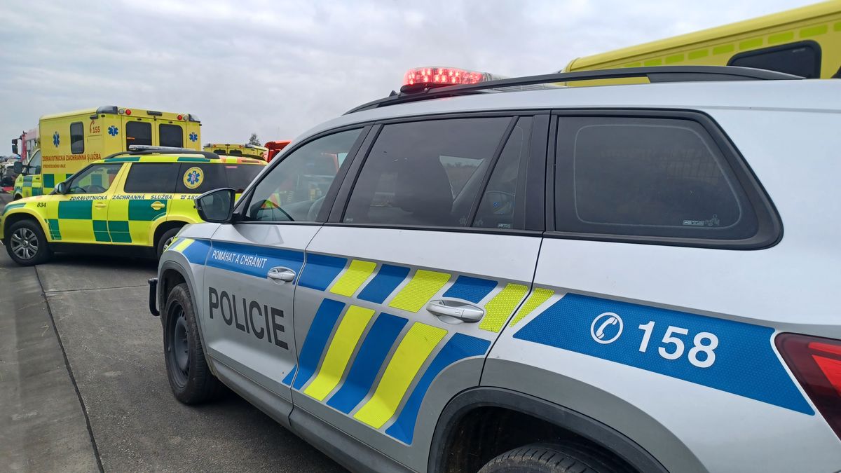 Kvůli nehodě u Velké Bíteše je omezen provoz na dálnici D1 ve směru na Brno