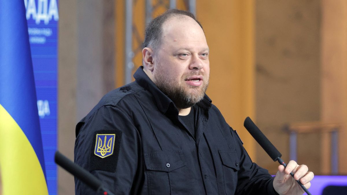 Okamurův ukrajinský protějšek odsoudil sundání vlajky, nazval to pochybným činem