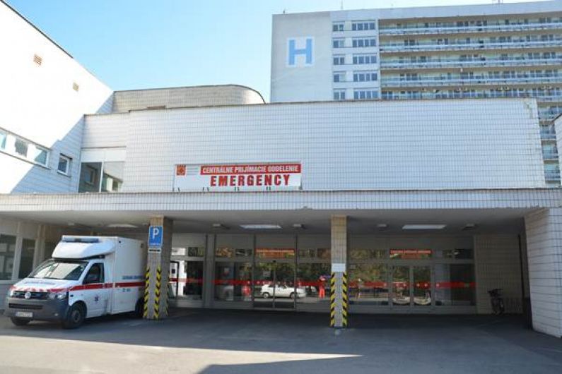 Opilci blokují lůžka na slovenských urgentech, nemocnice volají po záchytkách