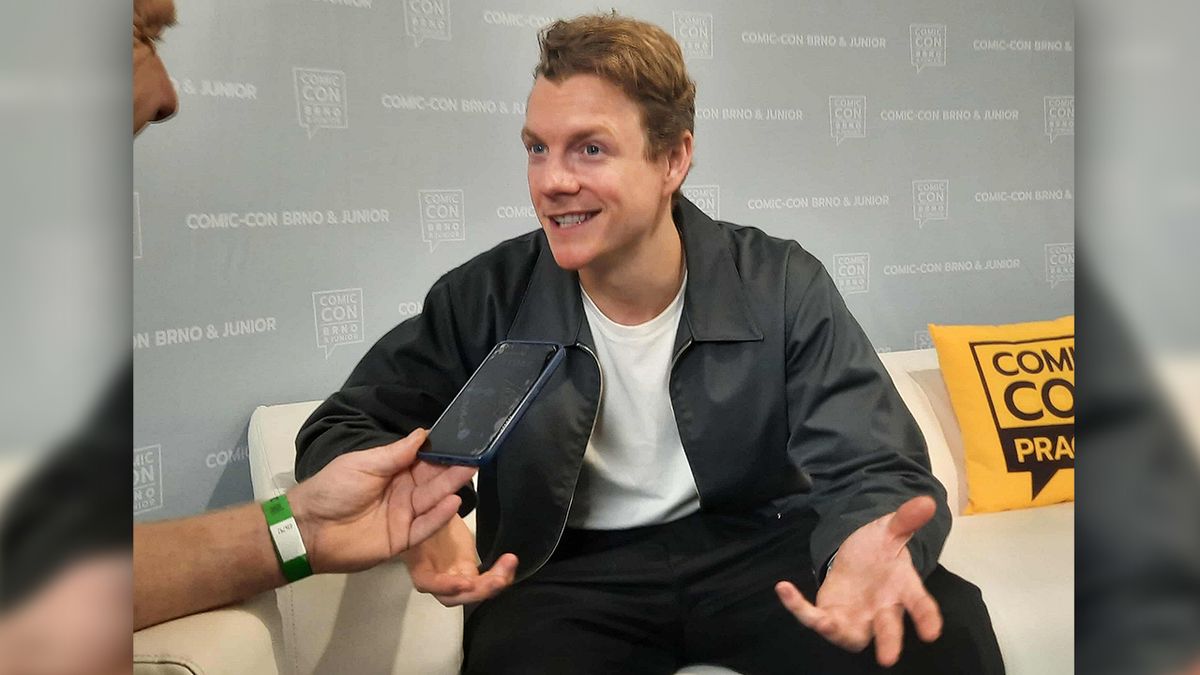 Dexter si pohrává s naší morálkou, proto ho milujeme, řekl Novinkám jeho představitel Patrick Gibson