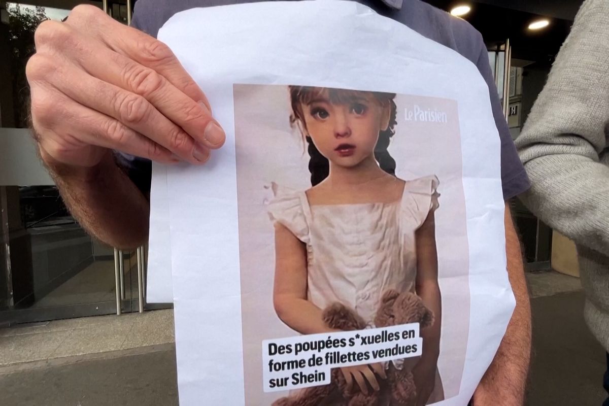 Shein je připraven poskytnout jména lidí, kteří si koupili sexuální hračky s dětským vzhledem