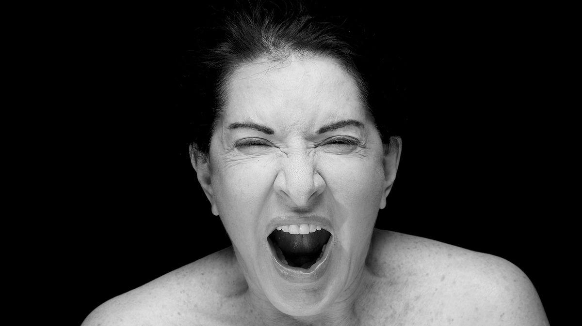 Umění na hraně smrti. Vídeň nabízí výjimečnou výstavu Mariny Abramović