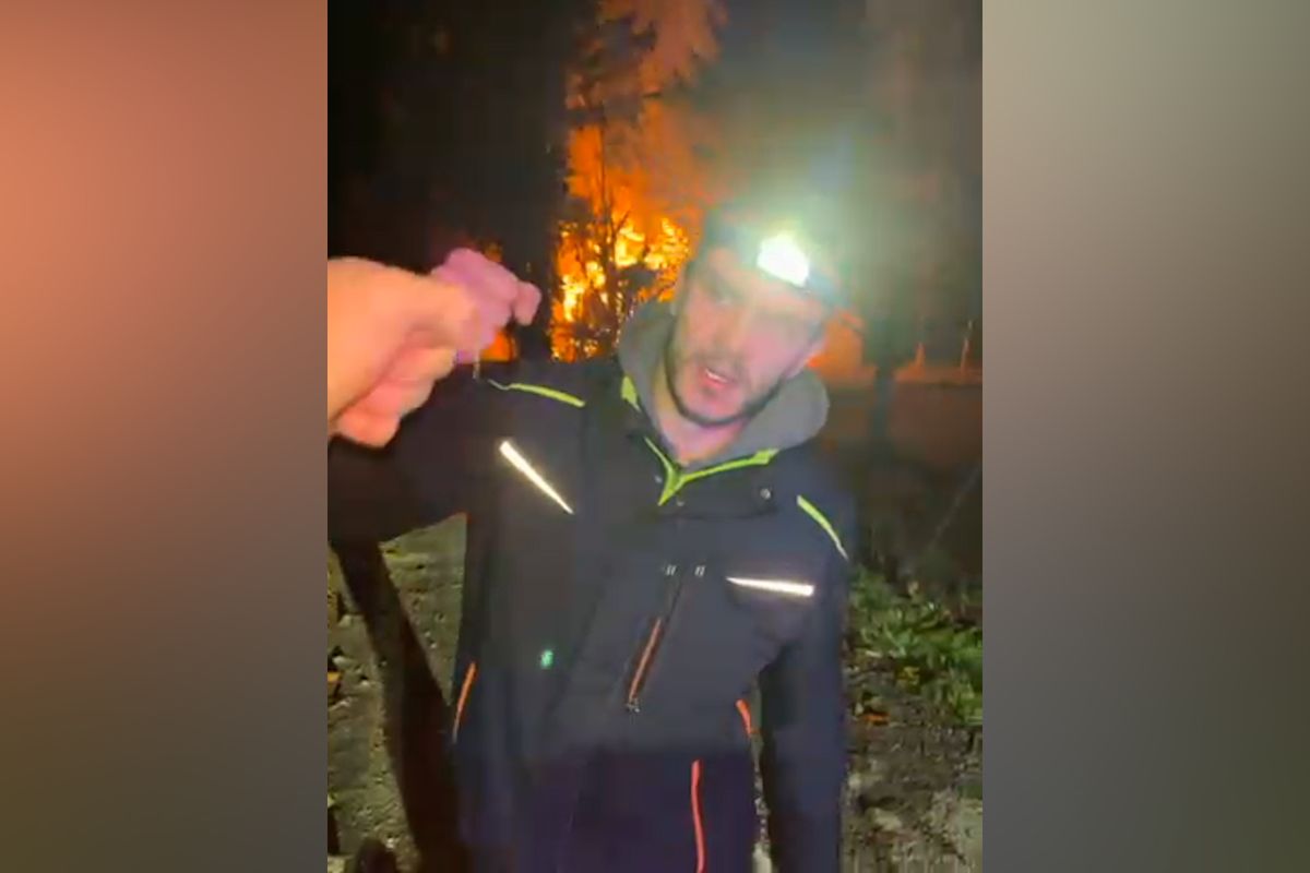 Bez nás by tam uhořeli. Rybáři popsali záchranu tří mužů z ohně u Veselí