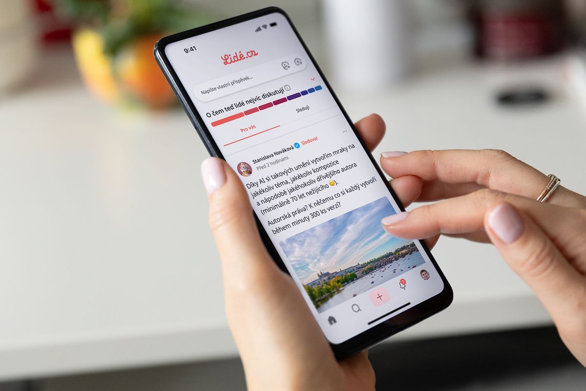 Nejen pro Android, aplikace Lidé.cz je k mání i pro iPhony