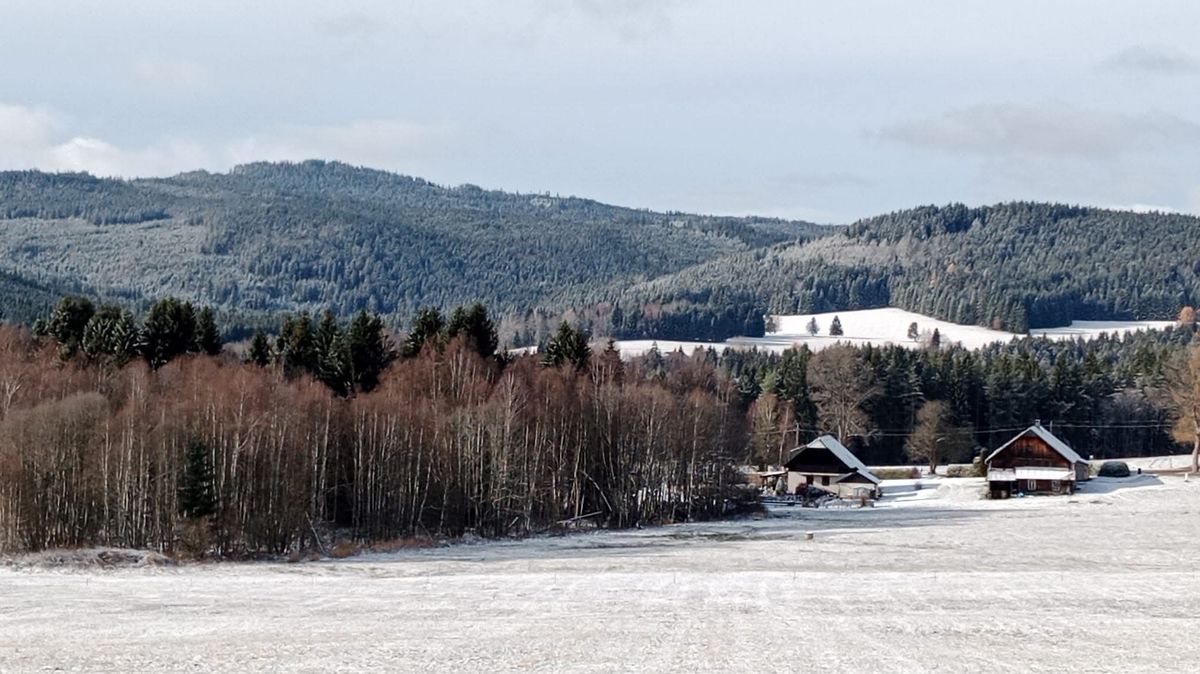 Česko sevřel mráz. Na Šumavě klesly teploty k minus 25 stupňům Celsia