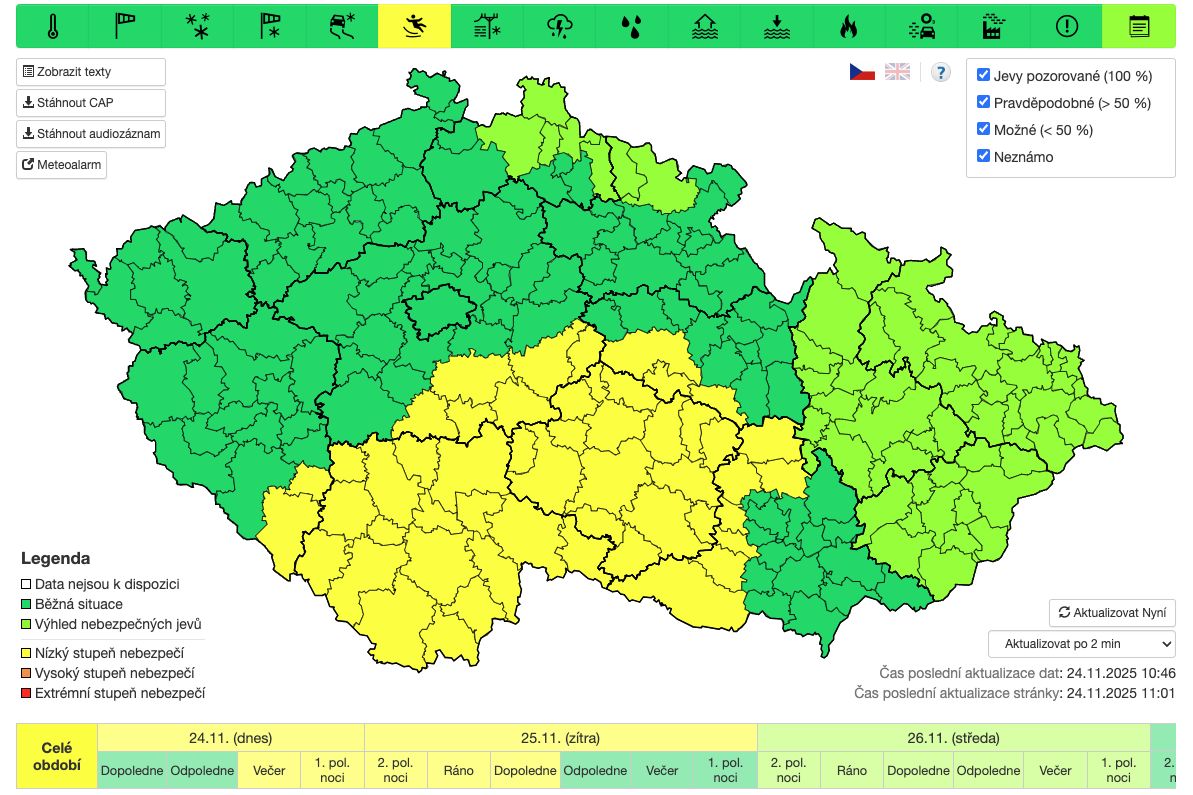 Kromě ledovky hrozí i vydatné sněžení, varují meteorologové