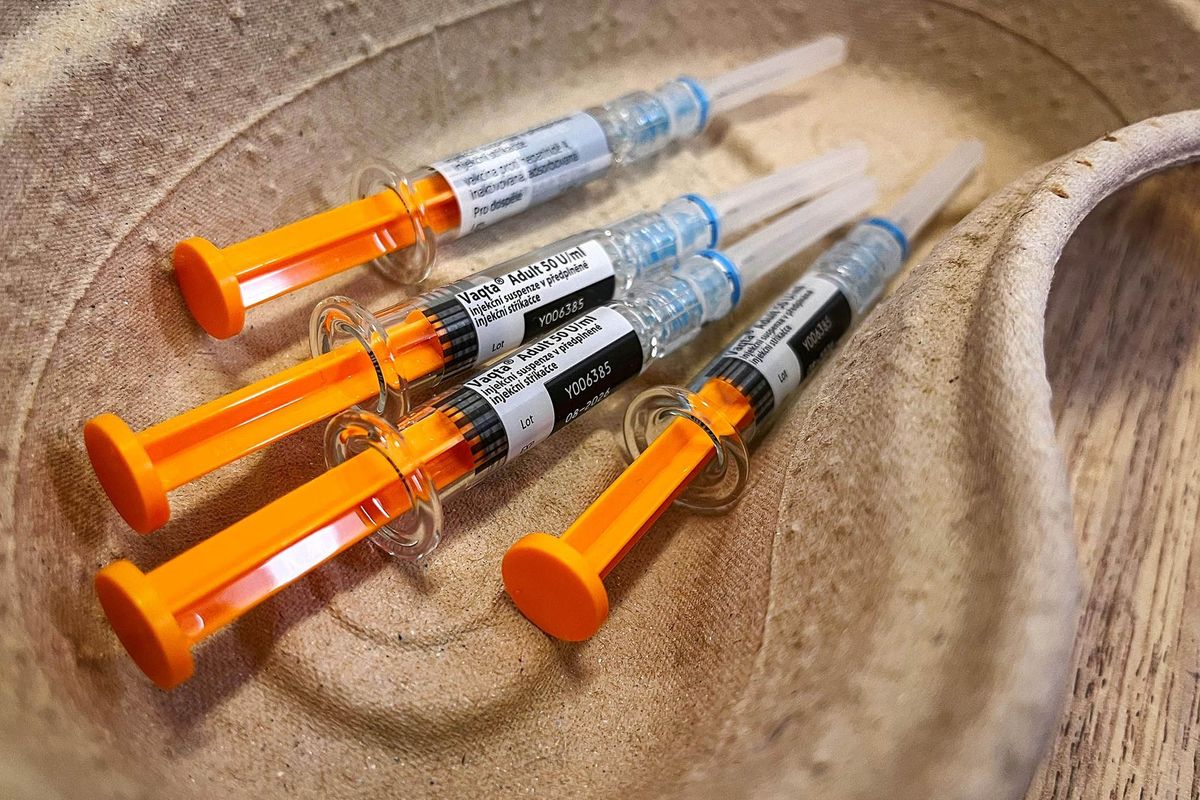 Případů chřipky v Praze ubylo, nápor žloutenky se zatím nelepší