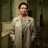 Veronika Freimanová hraje lékařku.