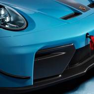 Změny jsou však patrné také v přední části, kde se úpravy dotkly nárazníku.