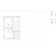 Ve druhém nadzemním podlaží najdeme ložnici a koupelnu. 