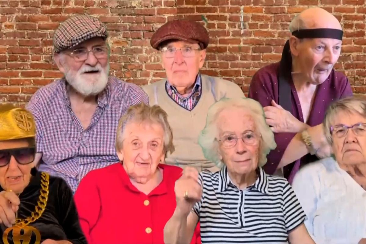 Britští důchodci rapující o hádkách o dálkový ovladač se stali nečekanou senzací