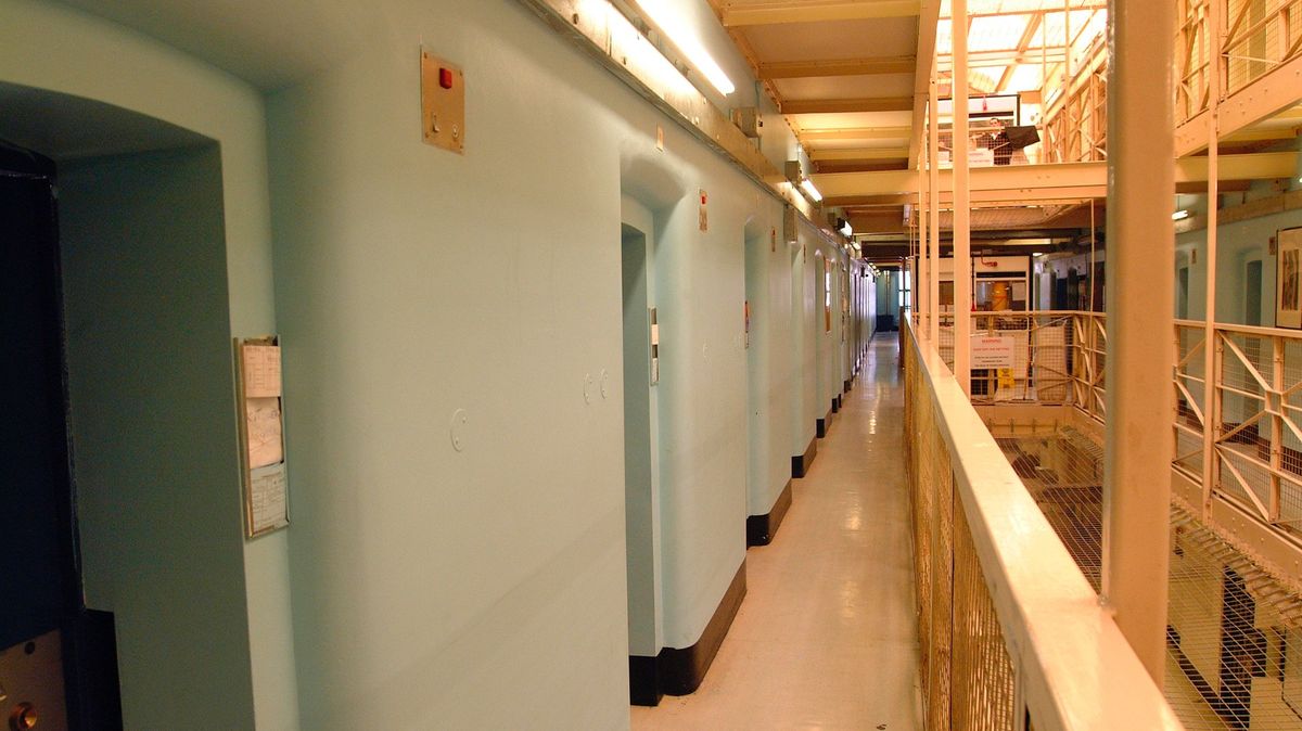 AI má zabránit chybám při propouštění vězňů