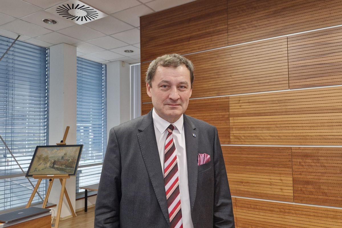 VŠE dál povede Petr Dvořák