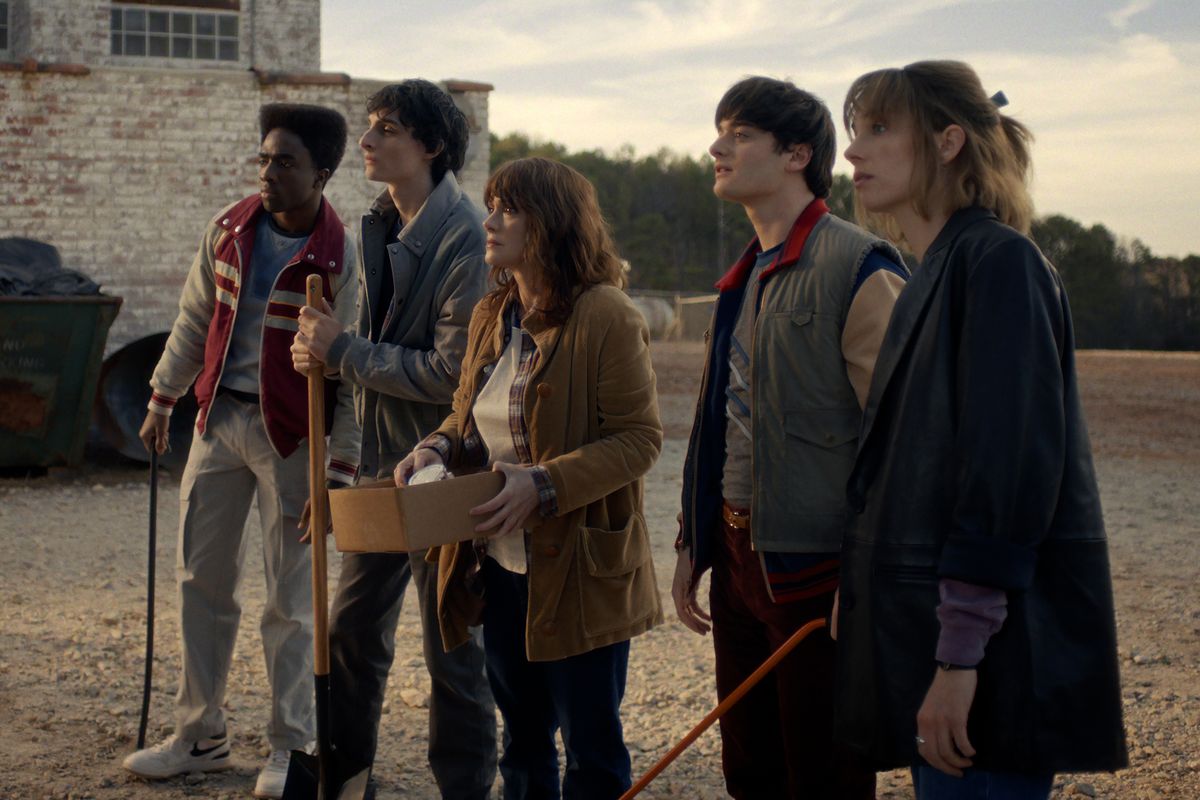 RECENZE: Držte si klobouky, jsou zpět a v plné síle. Stranger Things drží vysokou laťku