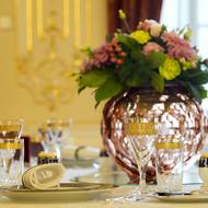 Detail sklenic s pozlacením