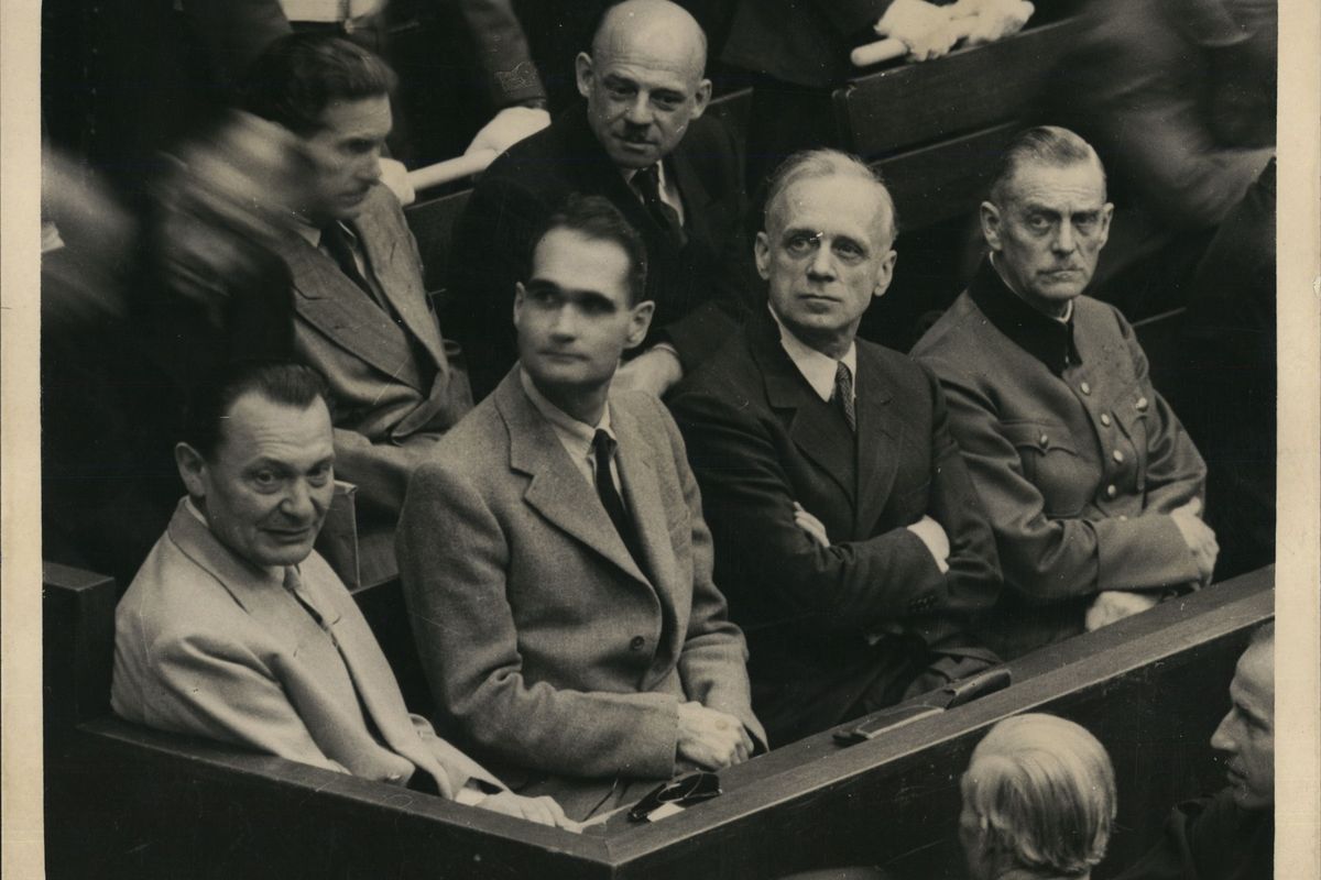 Kdo jsou váleční zločinci? Jak se rodila spravedlnost při Norimberském procesu