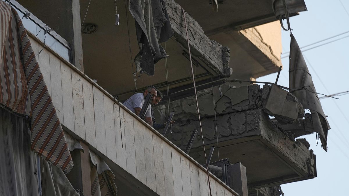 Izrael zaútočil v Bejrútu na náčelníka štábu Hizballáhu