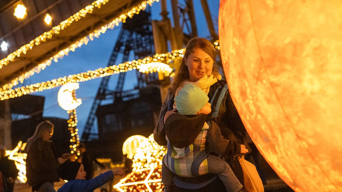 V Ostravě rozsvítili vesmír ze statisíců světýlek