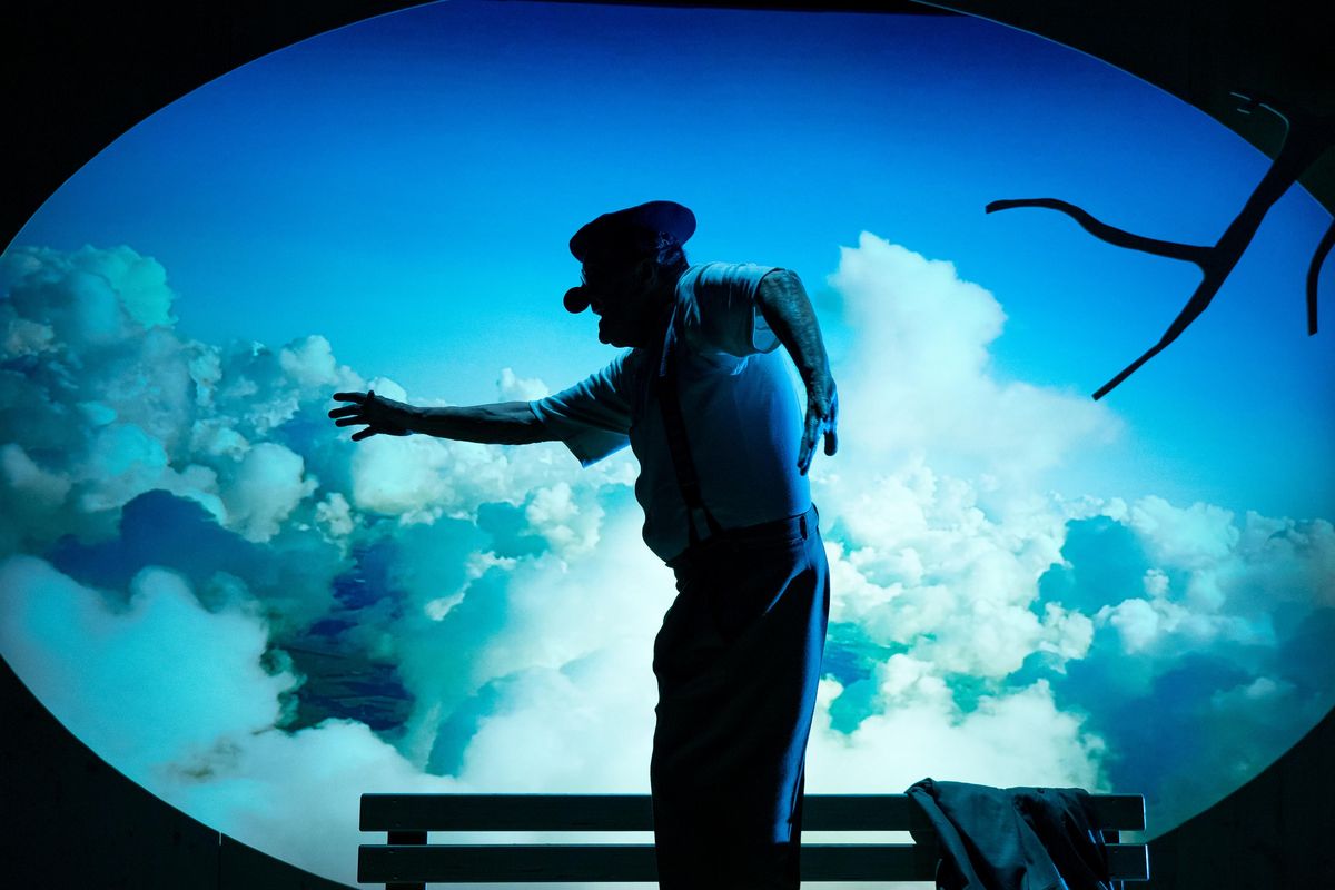 FOTO: V parku, senioři a lavička aneb Radost je stav mysli