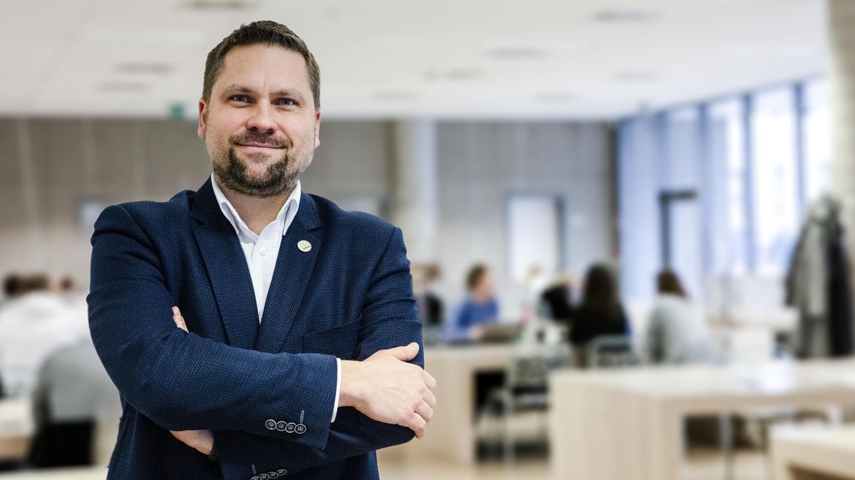 Novým rektorem Mendelovy univerzity bude geoinformatik Martin Klimánek
