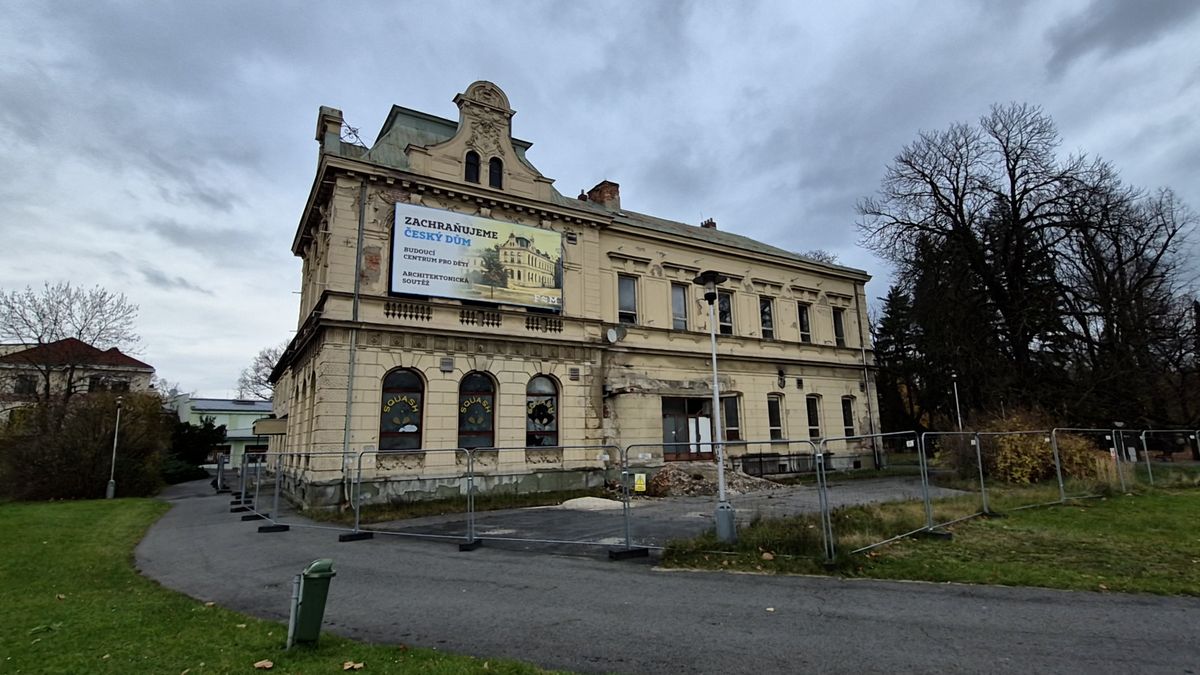 Historický Český dům ve Frýdku-Místku doplní novodobá dřevěná přístavba