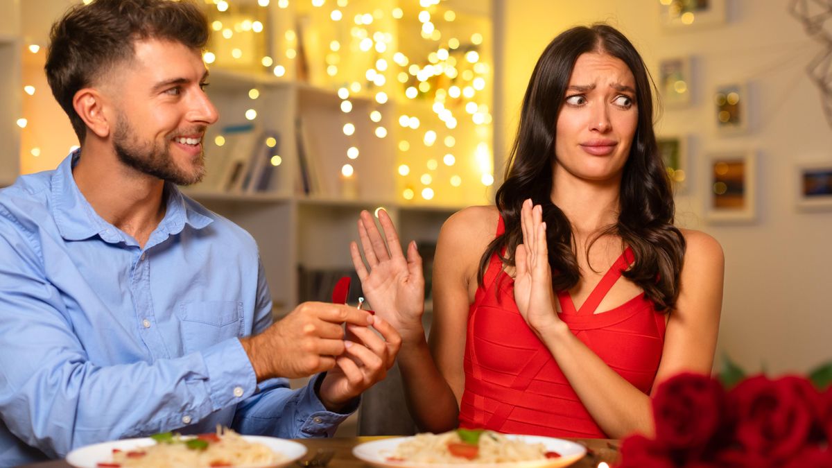 Jak poznat, že čelíte manipulátorovi? Pozor na bombardování láskou či falešné sliby