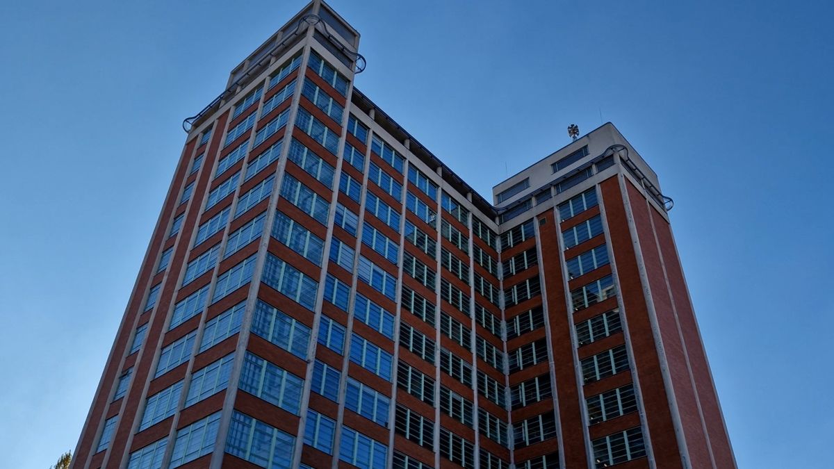 Býval nejvyšší budovou Československa. Baťův mrakodrap o víkendu odhalil běžně nepřístupná místa