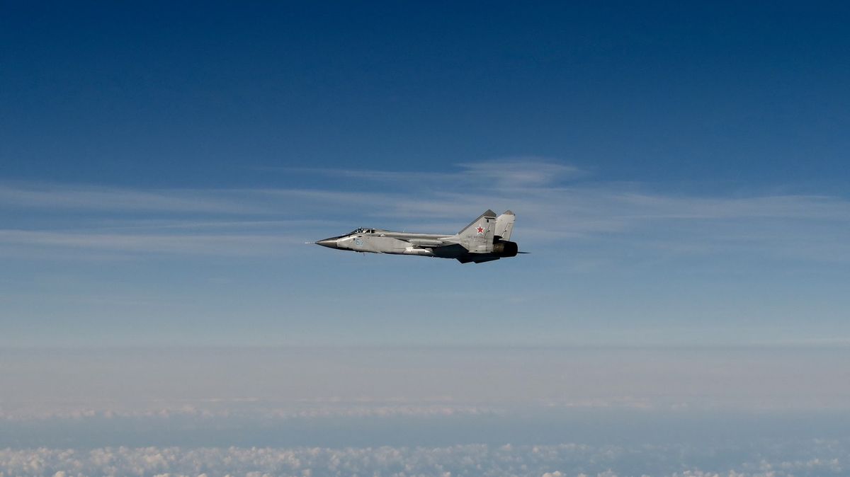 Ukrajinci s podporou Britů se nám chystali unést mig, tvrdí Rusové