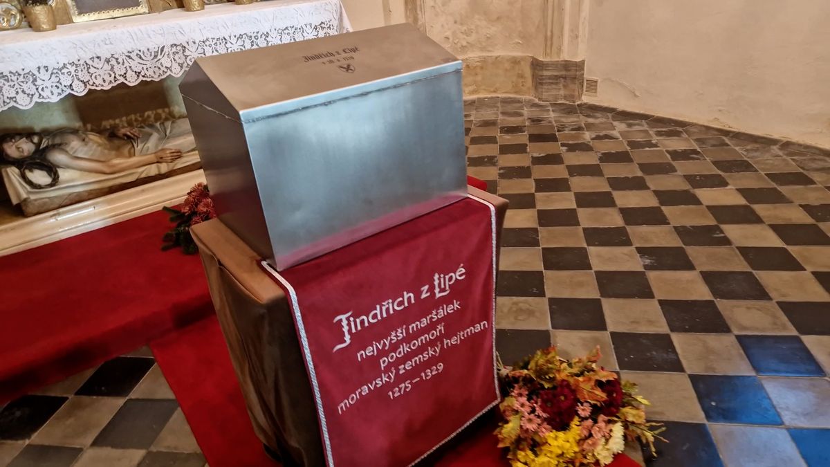 Ostatky Jindřicha z Lipé se po 60 letech vrátily do původní krypty. Výzkum ukázal, že byl statný