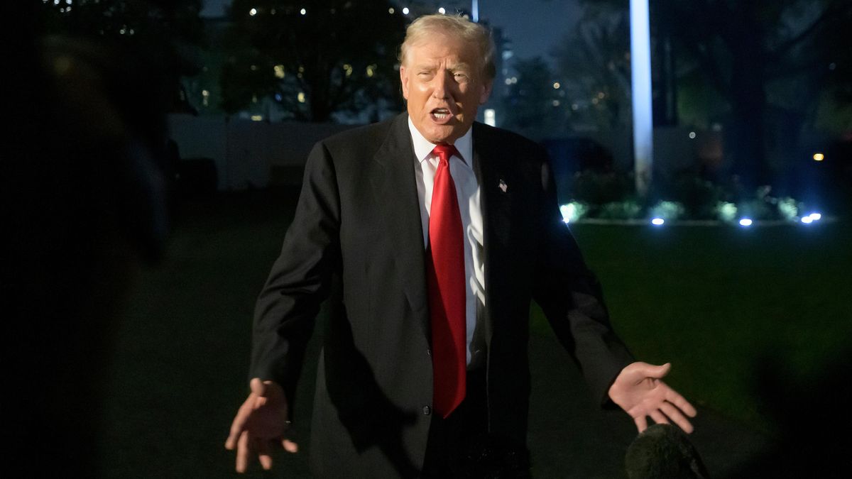 Trump hrozí BBC žalobou kvůli zmanipulovanému videu