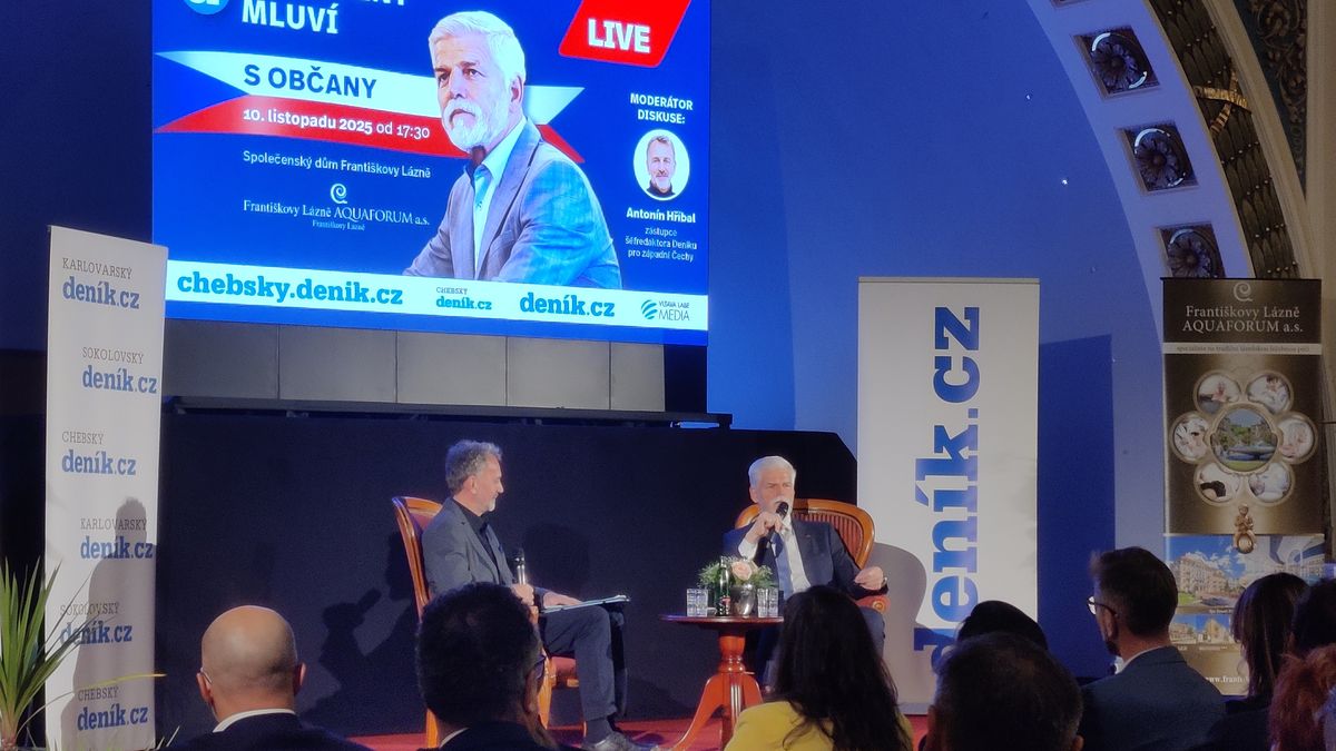 Sestavování vlády i výpravy na motorkách. Na diskusi s prezidentem bylo ve Františkových Lázních plno