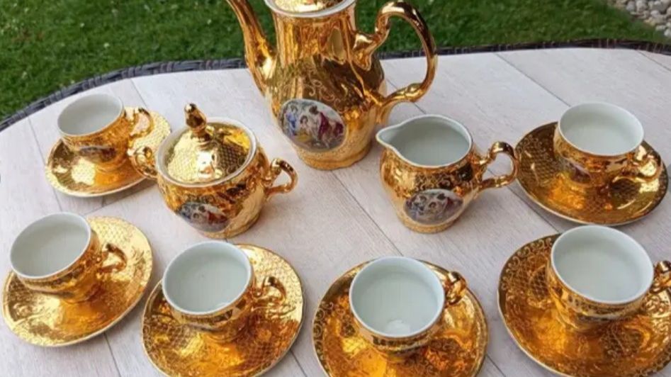 Policie zveřejnila fotky ukradeného kříže s Ježíšem i starožitností. Zloděj nechce říct, co s nimi udělal