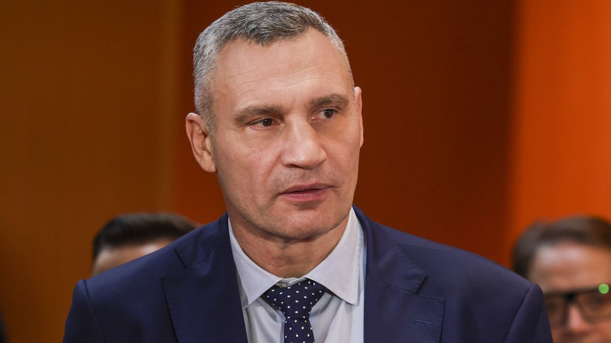 „Máme velké problémy“. Kličko volá po snížení odvodového věku