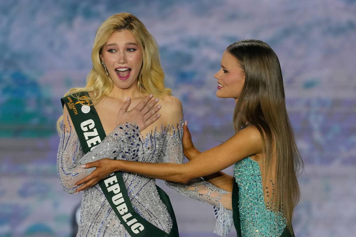 Češka Natálie Puškinová se stala vítězkou mezinárodní soutěže krásy Miss Earth