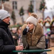 Vánoční trhy na Náměstí Míru v Praze, ceny potravin.